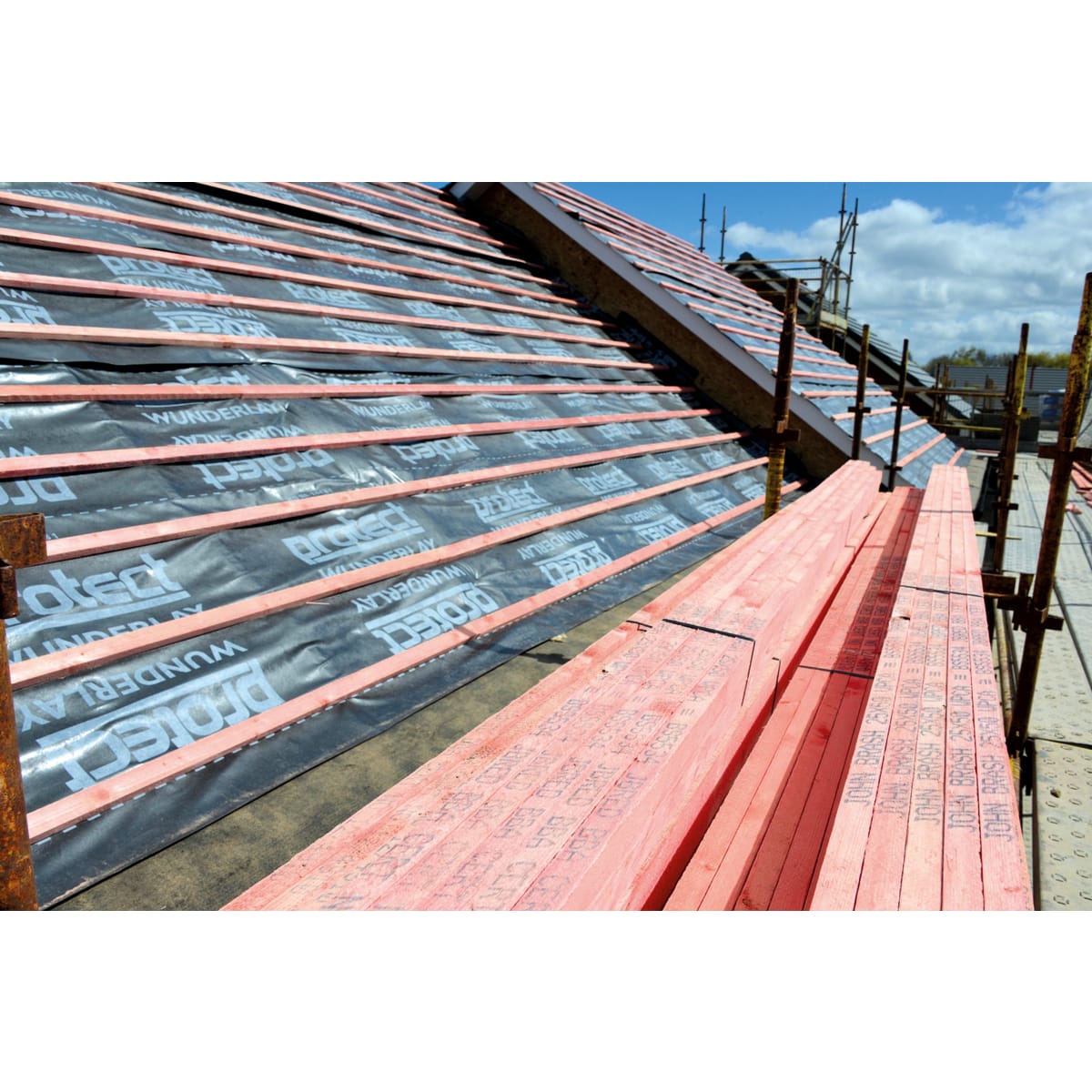Product image for Marley PEFC Treated JB Red Sawn Roofing Batten 25 X 50mm Red