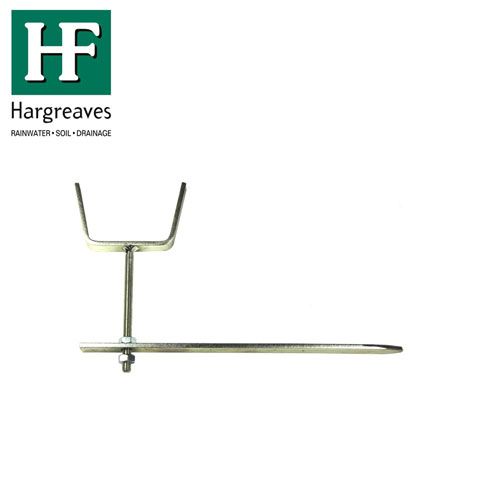 Product image for Cast Iron Box Guttering Rise & Fall Bracket 100mm x 75mm-Primed Finish