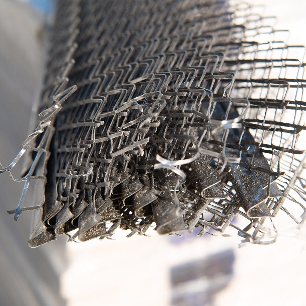 Product image for Speed Pro Maxi Angle Bead Short Wing Galvanised 2400mm (558) Pack Of 50