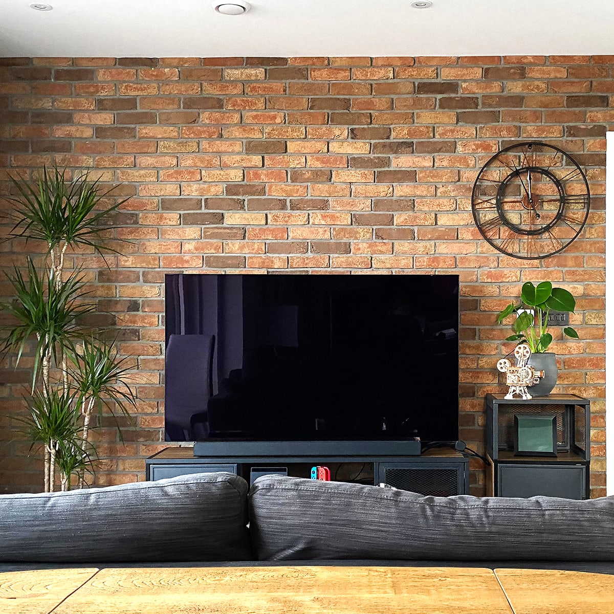 Product image for The Brick Tile Company Brick Slips Tile Blend 32 Brown - Box Of 35