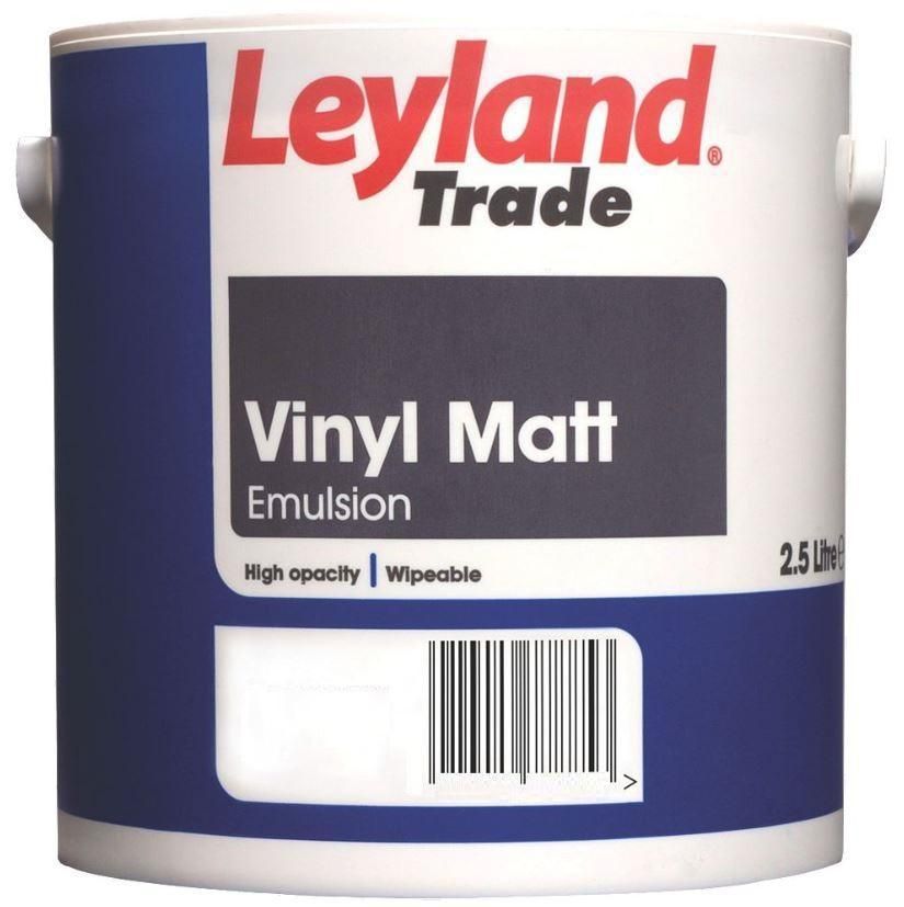 Product image for Leyland Trade Vinyl Matt Paint Magnolia 2.5ltr