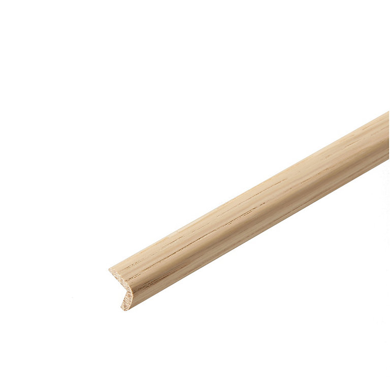 Product image for White Oak Angled edge Moulding (L)2.4m (W)27mm (T)27mm
