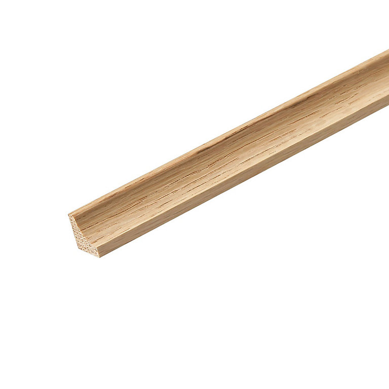 Product image for Natural Oak Scotia Moulding (L)2.4m (W)18mm (T)18mm