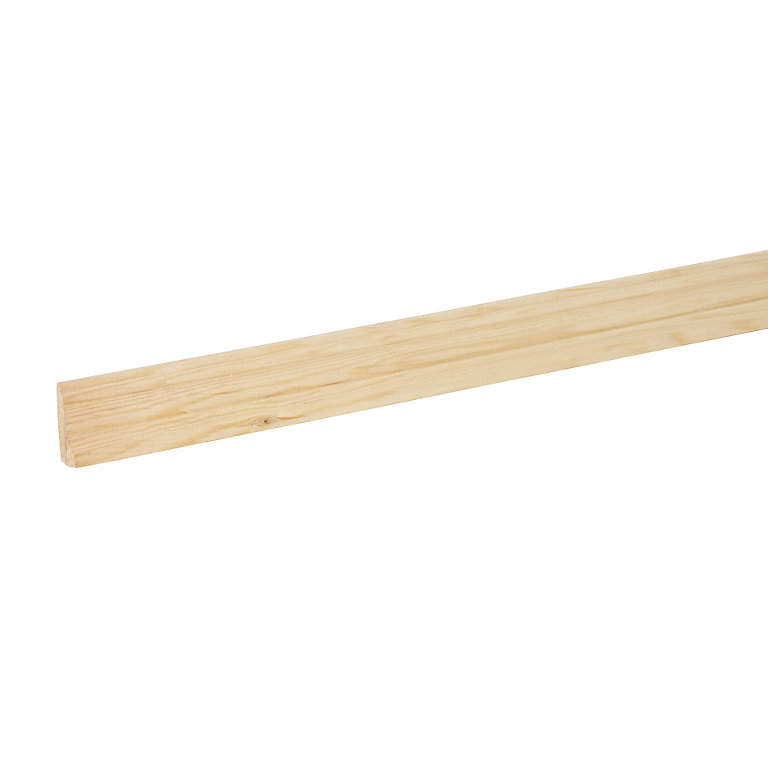 Product image for Decorative Pine Barrel Moulding (L)2.4m (W)34mm (T)12mm