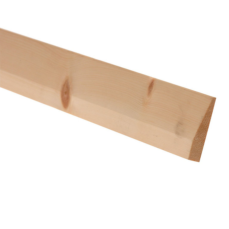 Product image for Metsä Wood Pine Chamfered Skirting board (L)2.4m (W)94mm (T)15mm, Pack of 4
