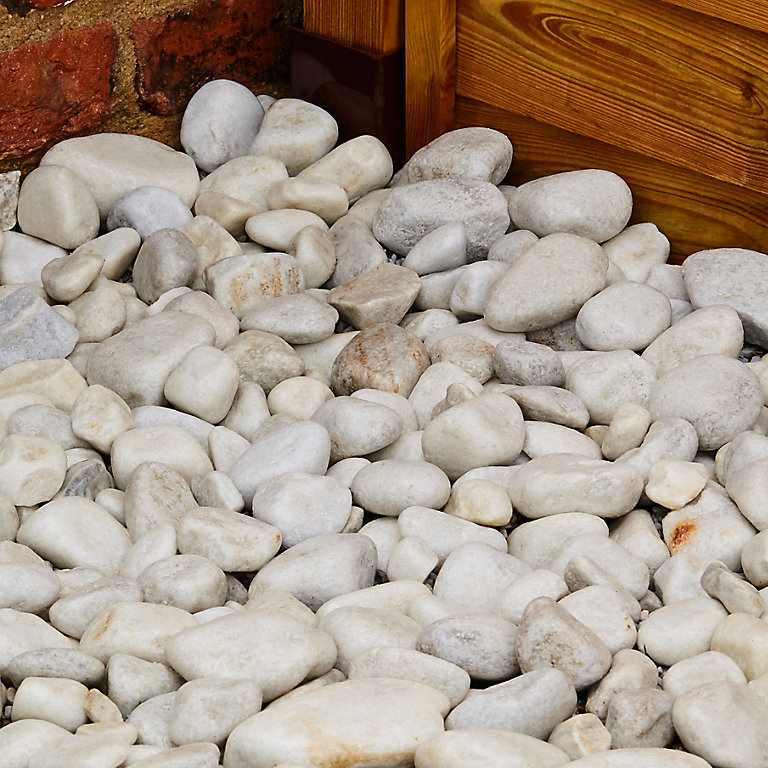Product image for Blooma White 40-60mm Rounded pebbles