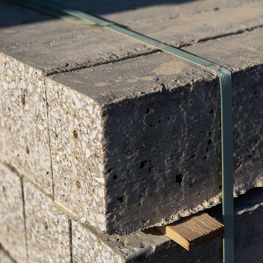 Product image for 100mm X 140mm Prestressed Concrete Lintel Textured 1200mm
